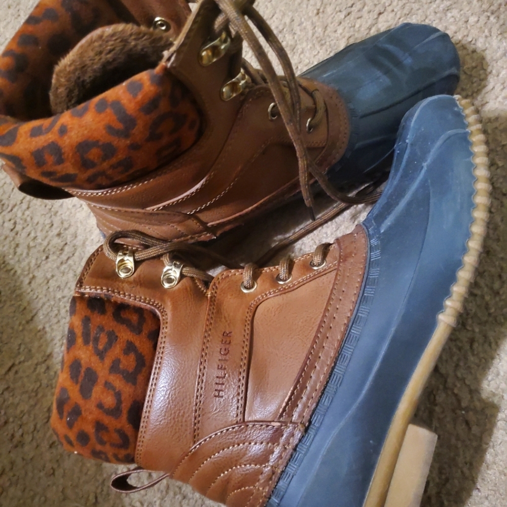 Tommy Hilfiger Duck Boots